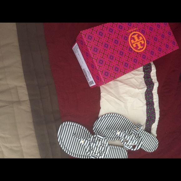 Tory Burch Women Sandals - Picture 3 of 4